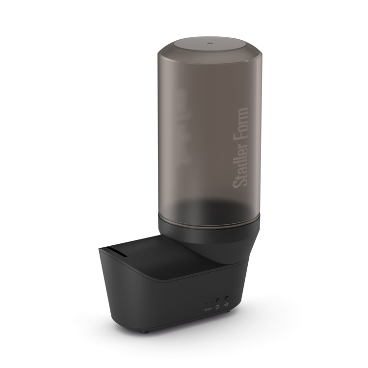 Humidifier_StadlerForm_Emma_SE-031_black_Angle_750px