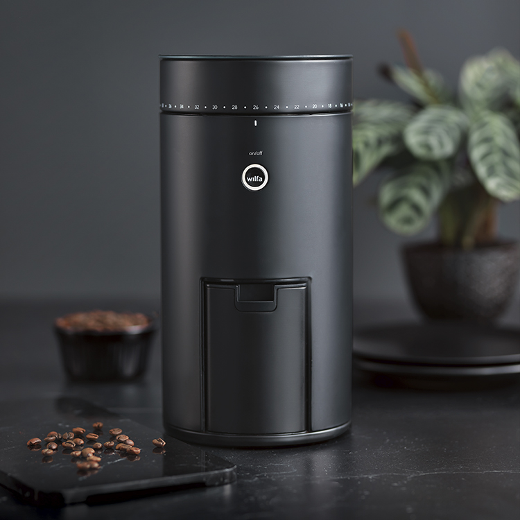 Coffee-Grinder_Uniform_WSFBS-200B_Wilfa_08