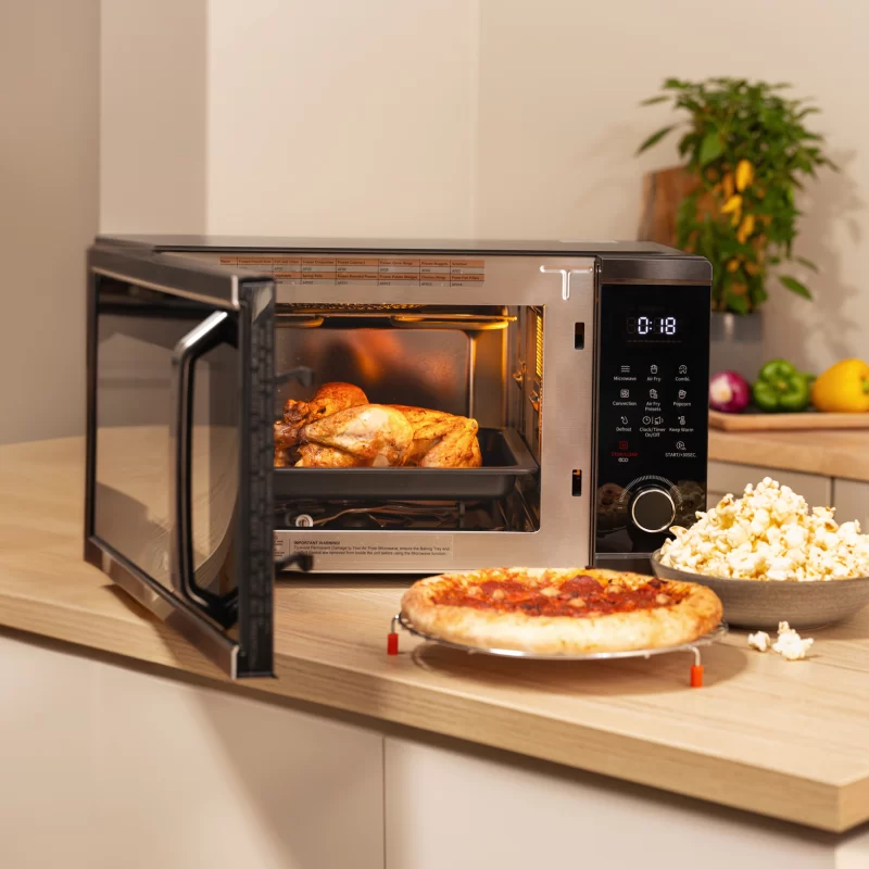 Multioven_3-in-1_MACIB-I25_Env_Angle Open-door-food family